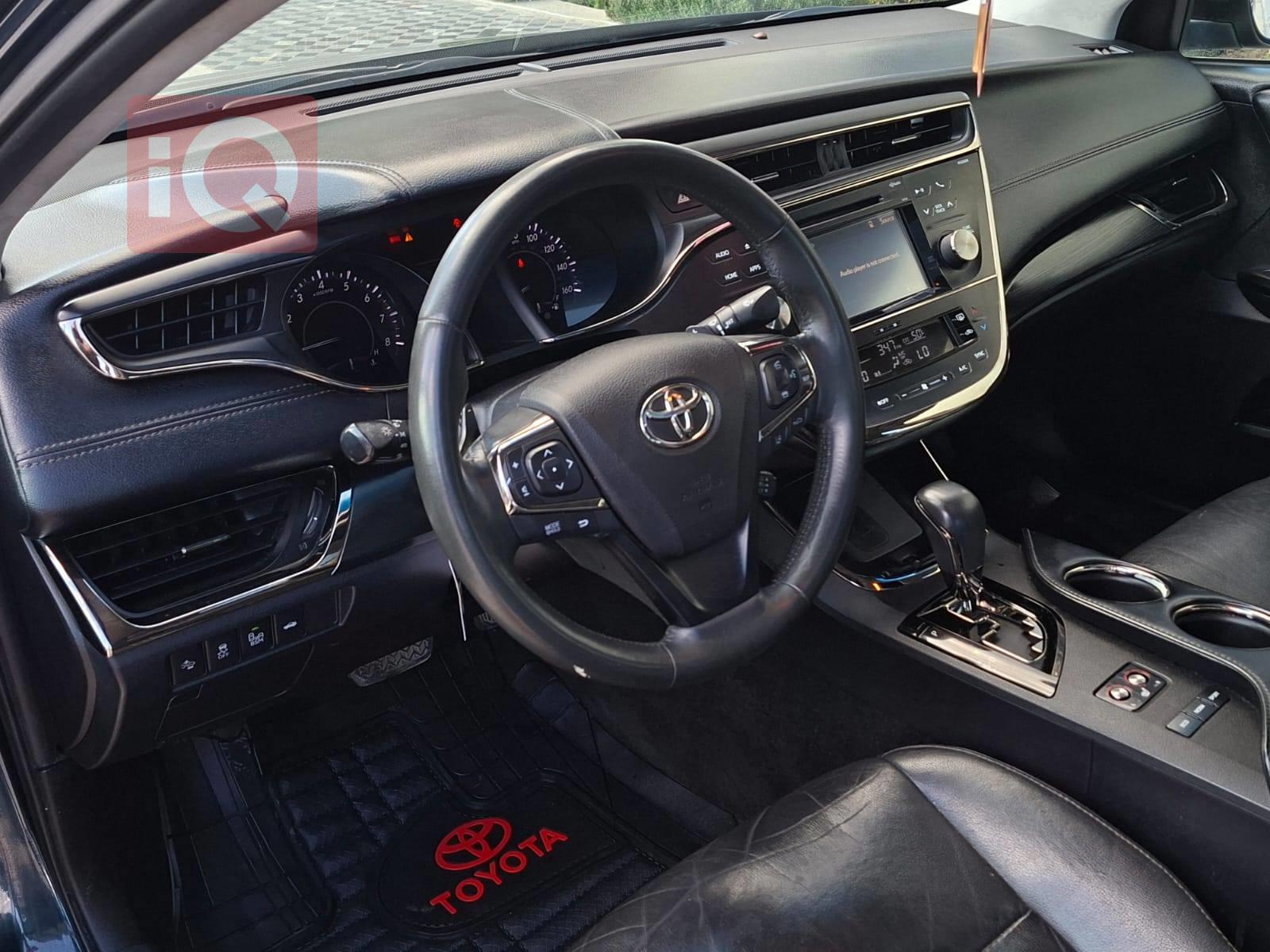 تويوتا أفالون